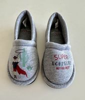 Tape à l'œil slippers size 24/25