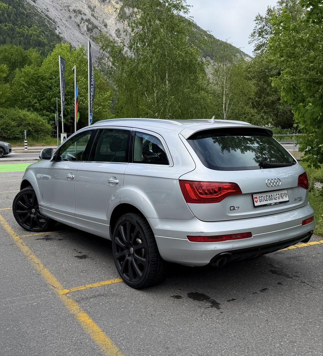 Audi Automobili: Audi Q7 3.0 TDI quattro / AdBlue – Usato da Domat/Ems venduto da pek_bwf2 3