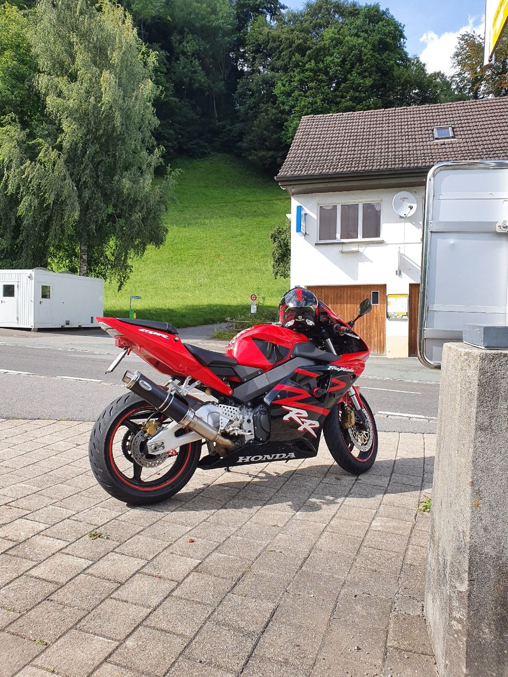 Honda Strada: Honda Cbrr900 sc50 – Usato da Wetzikon ZH venduto da Bmwcabriolet 1