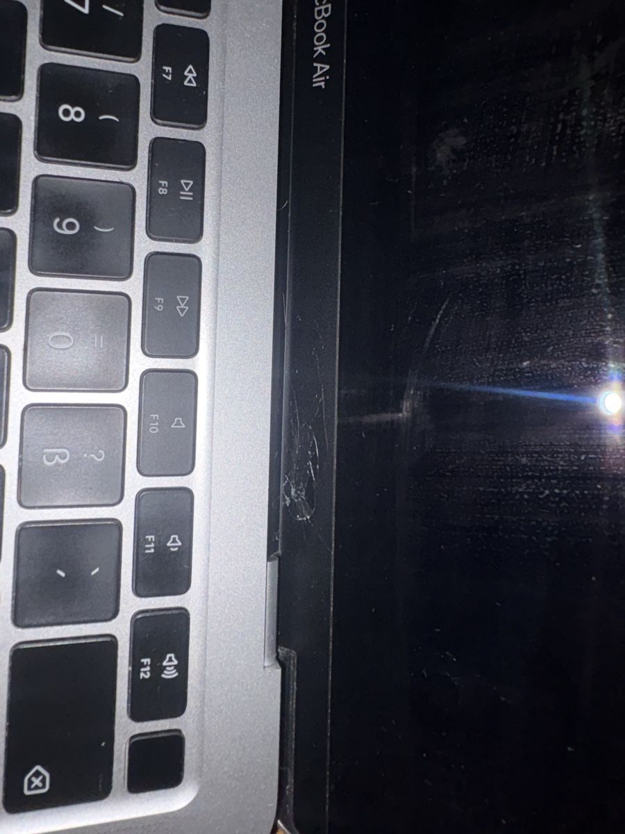 Apple Notebooks: MacBook Air 2020 M1 Chip  – Gebraucht aus Zürich von kat_b8qs 5