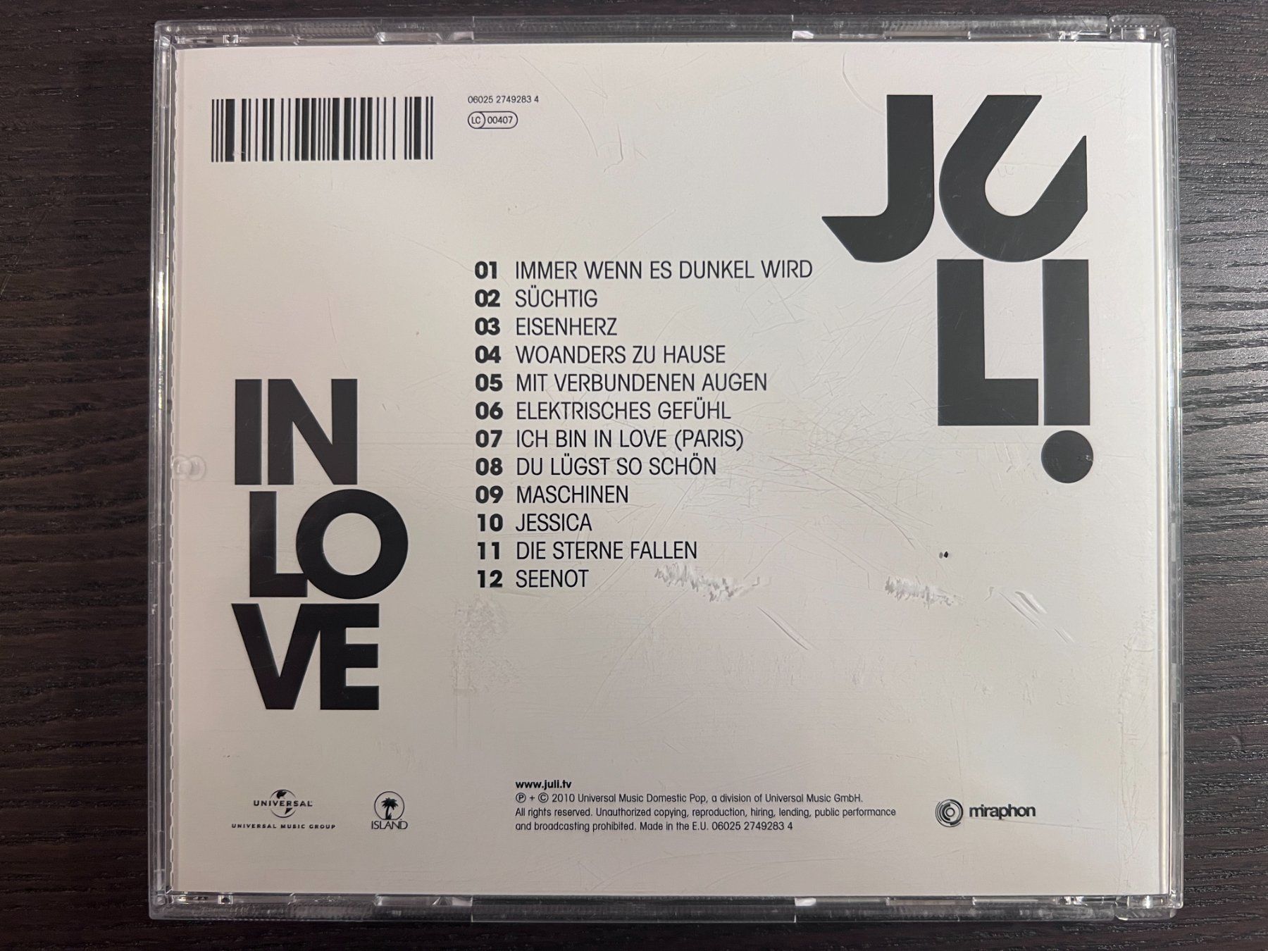 CD: Juli - In Love – Usato da Zürich venduto da MusikFreunde 1