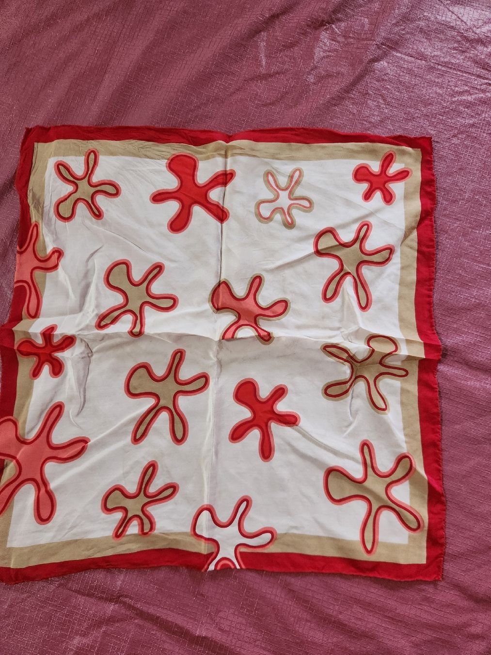 Foulard & Sciarpe: Foulard Giada 100% Soie imprimé multicolore  – Usato da Niedergösgen venduto da Eva2410 1