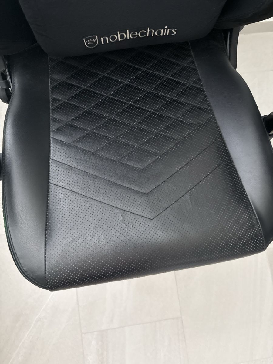 Stühle: noblechairs Hero  – Gebraucht aus Flamatt von Flamatt1994 1