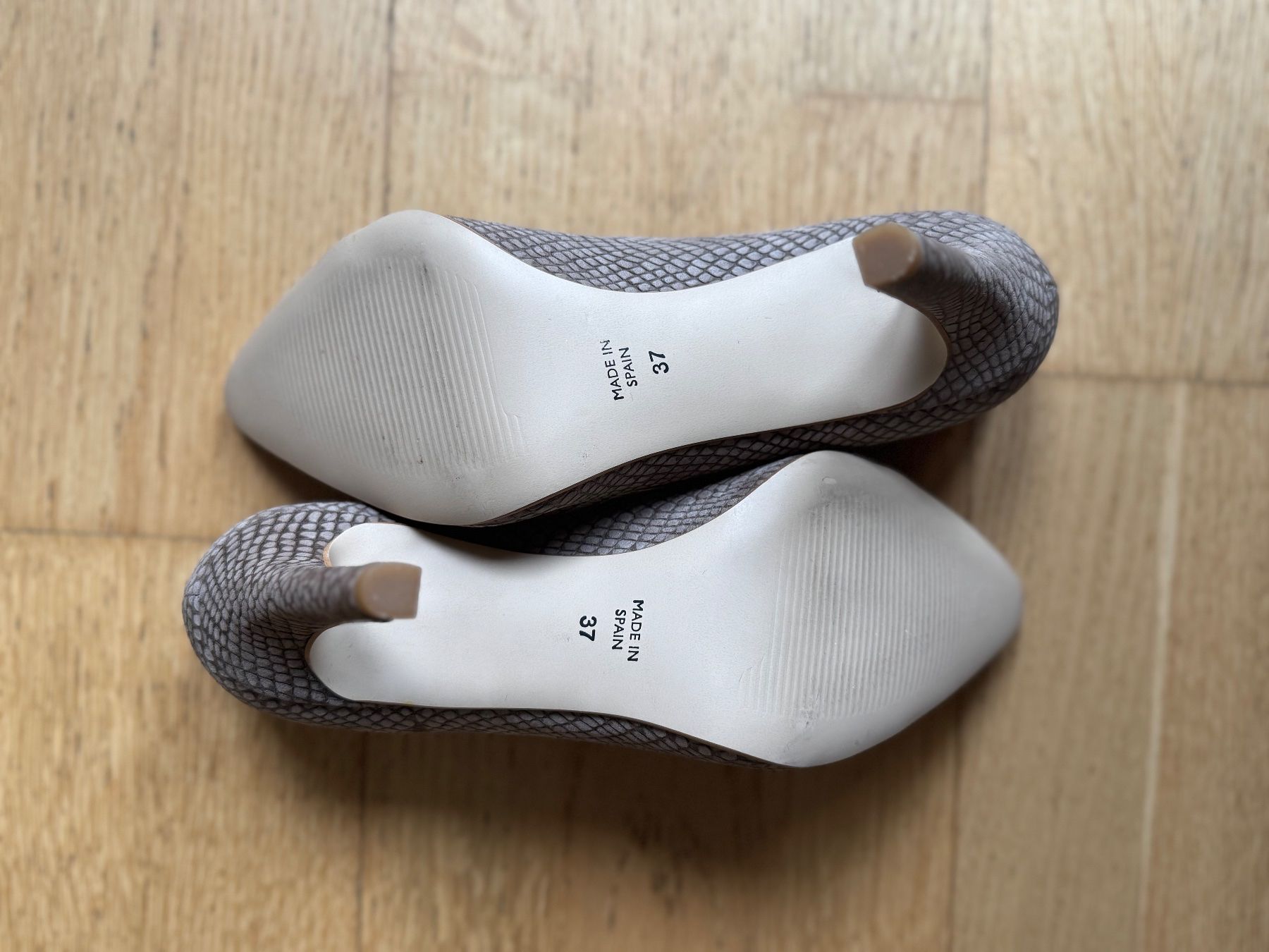 Damenschuhe: Elegante Pumps mit Schlangenoptik, Grösse 37 – Neu (gemäss Beschreibung) aus Inwil von san_zh 3