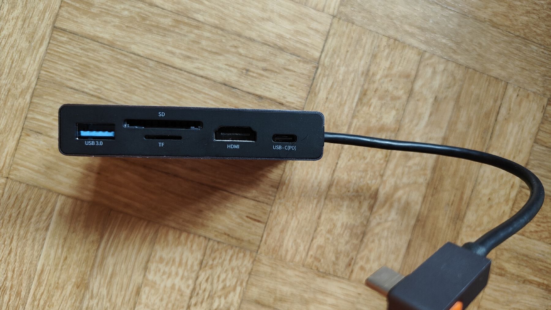Baseus Unità & Adattatore: Baseus Magic Retractable Clip Standard Edition Multifunction – Usato da Lausen venduto da ramonaa.h 1