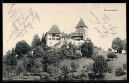 AK Trachselwald, Haus mit Türmen auf einer Anhöhe