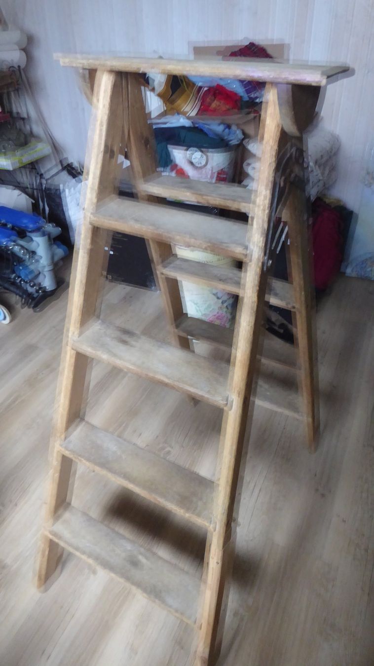 Scale: Antike Holzleiter Höhe 120 – Usato da Sargans venduto da Benziner 1