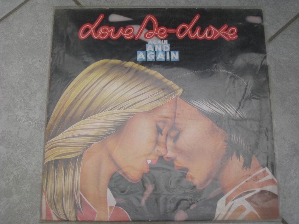 Dischi in vinile: LP - LOVE DE-LUXE - AGAIN AND AGAIN – Usato da Steckborn venduto da Quo7