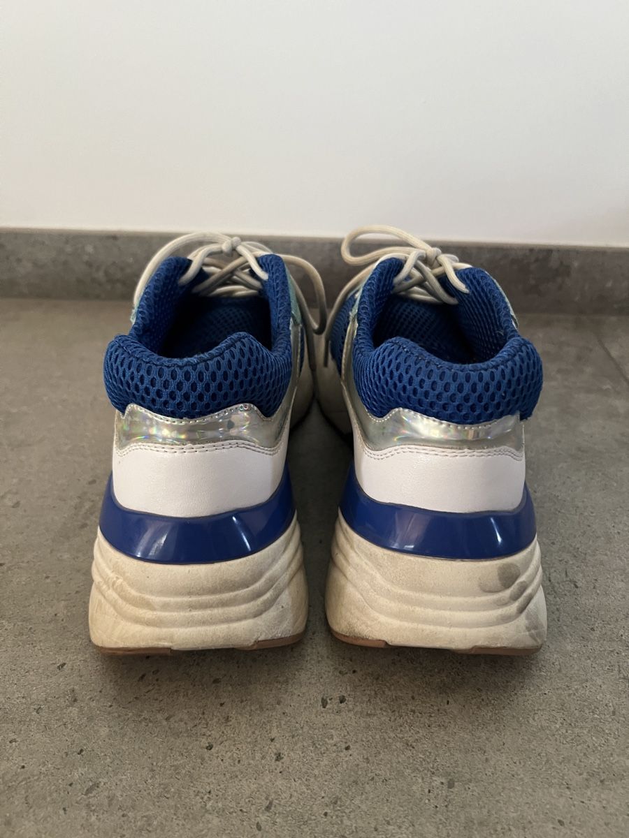 Pinko Scarpe da donna: Pinko sneakers - Size 40 – Usato da Cama venduto da UnleashdByAna 2