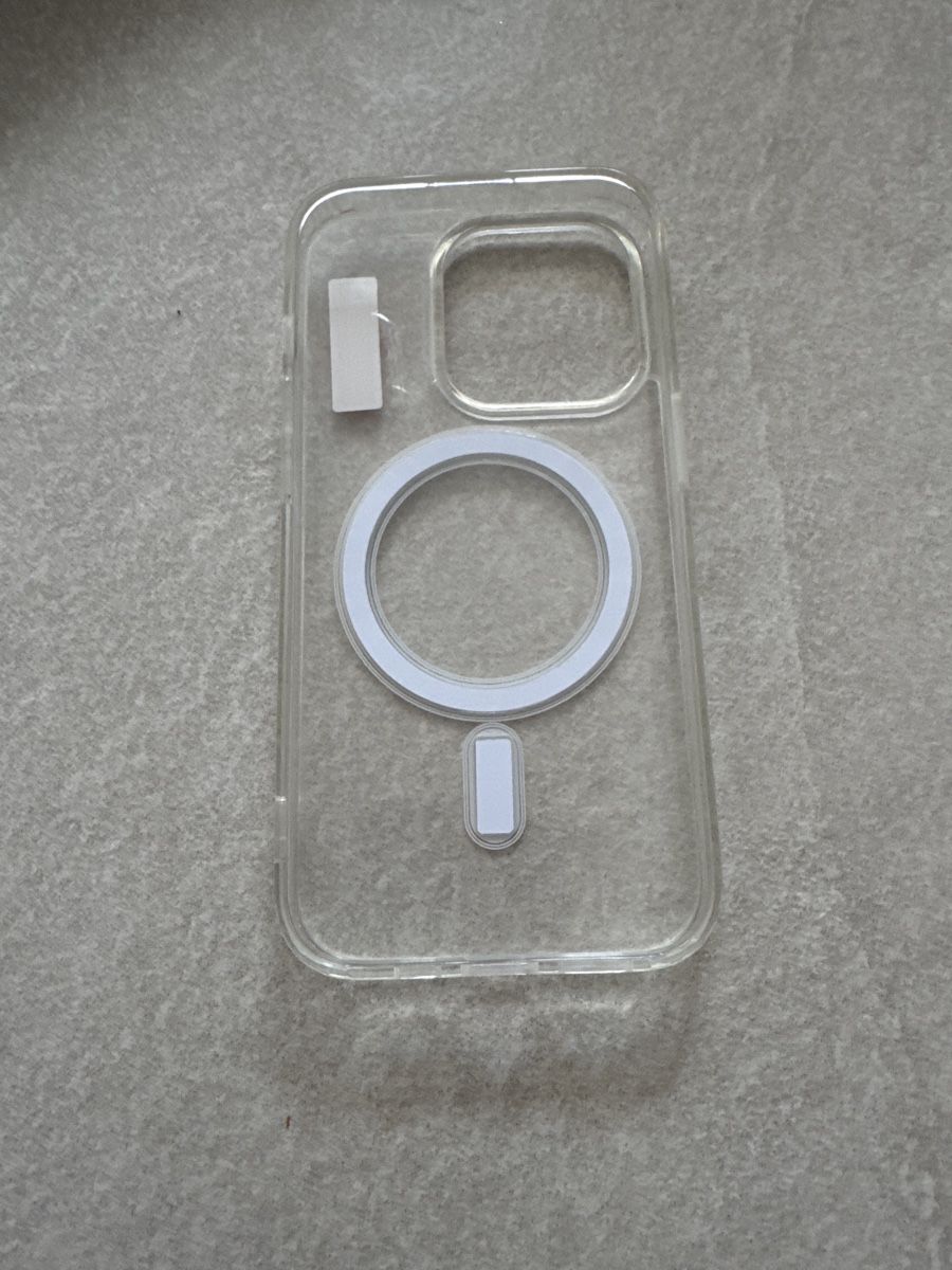 Apple Cover & Protezioni schermo: Cover iPhone 15 pro – Nuovo e nell'imballaggio originale da Buttikon SZ venduto da alf_g6sd 1