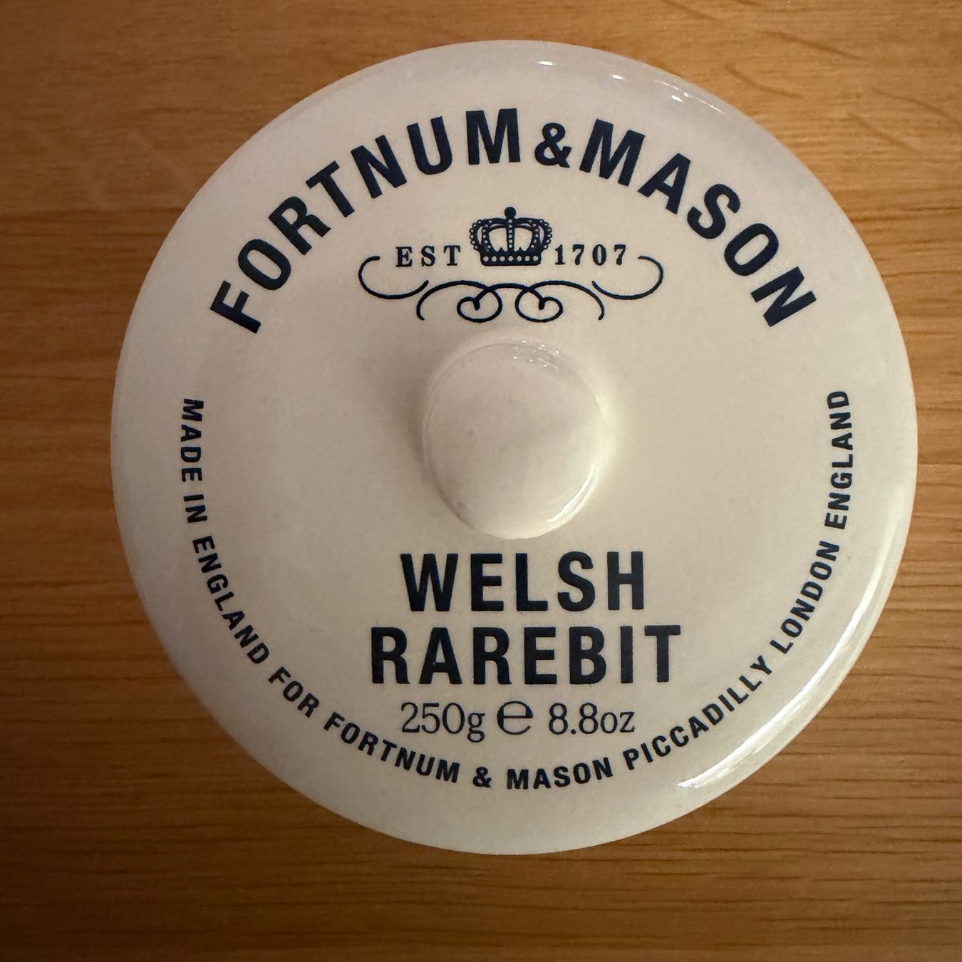 Töpfe: 2 Fortnum & Mason Rarebit Toepfe mit Deckel – Gebraucht aus Basel von Rouge. 3