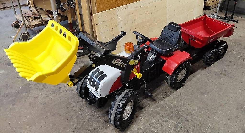Rolly Toys Véhicules pour enfants: Rolly Farmtrac Premium - Trettraktor Steyr – D'occasion à Sachseln par Torre0