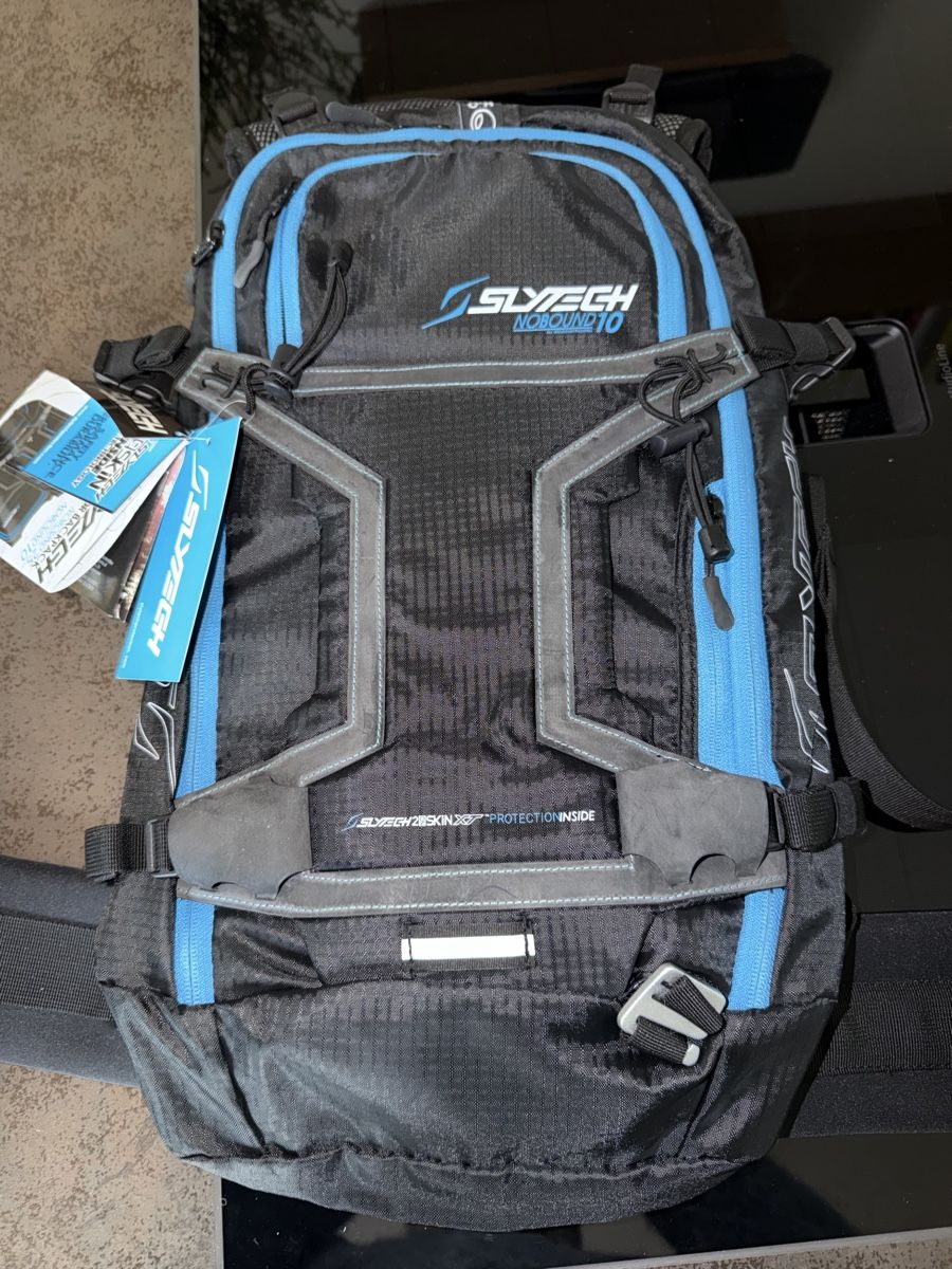 Zaini: Rucksack mit integriertem Rückenpanzer SLYTECH NOBOUND 10  – Nuovo (secondo la descrizione) da Dornach venduto da samuti 1