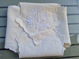 Brotkorb Stickdeckchen, vintage, creme