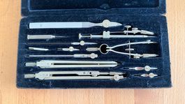 Zirkelset der Firma Kern Aarau