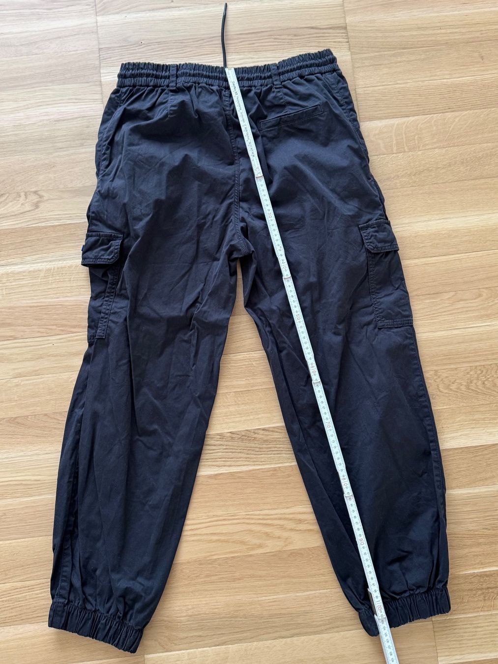 Hugo Boss Pantaloni: HUGO HISUNE - Cargohose - black Gr 42 – Usato da Zürich venduto da vpap12 3