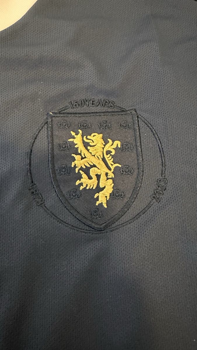 Adidas Canottiere & Pantaloni: Scotland Retro Jersey  – Nuovo (secondo la descrizione) da Oberrieden venduto da jon_5cl2 5