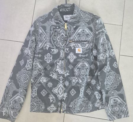 Carhartt Jacke Grösse S bandana Muster grau