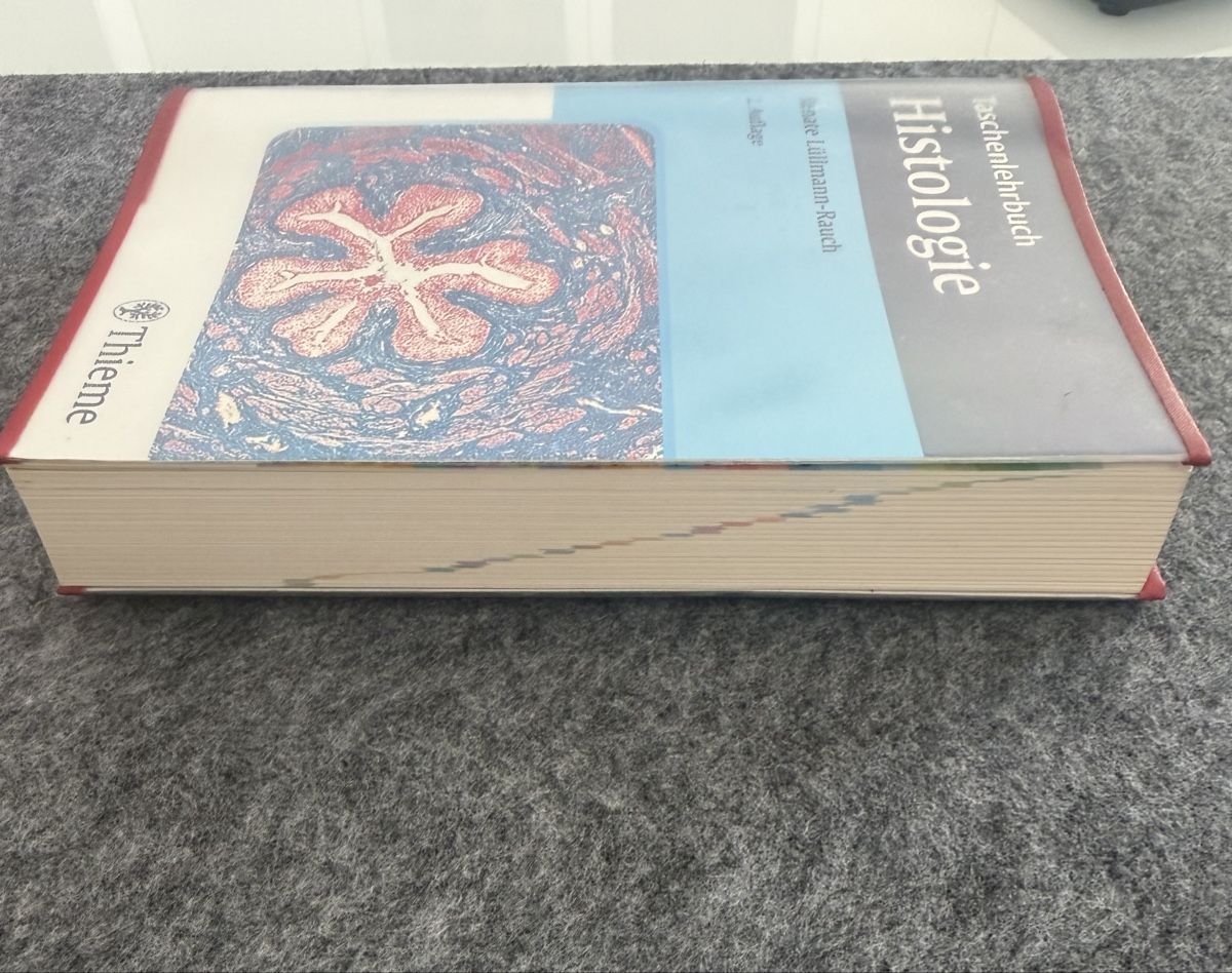 Bücher: Buch – Gebraucht aus Oftringen von roy_j87t 1