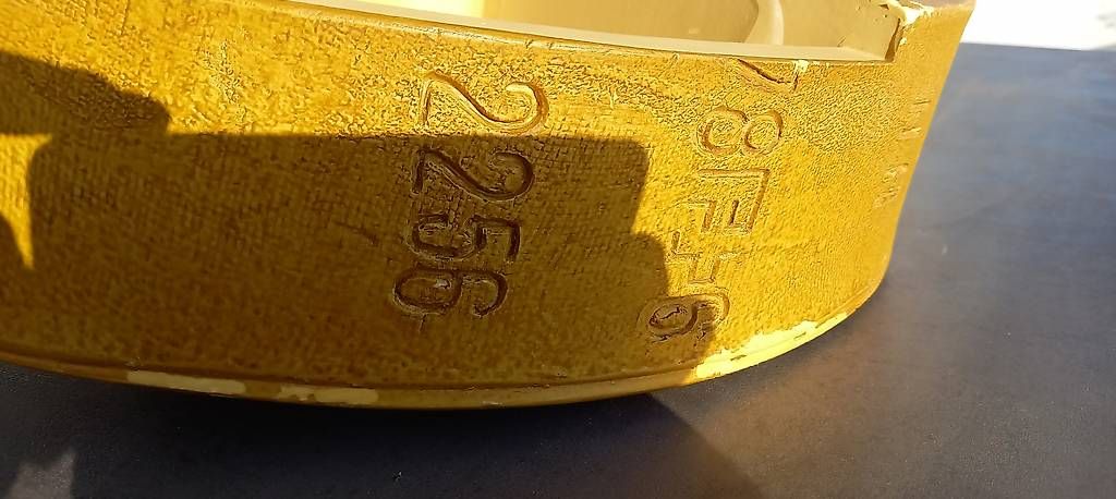 Tutte le decorazioni: Sbrinz Käse Attrappe  Orginal Größe – Usato da Seon venduto da Psalm28 1