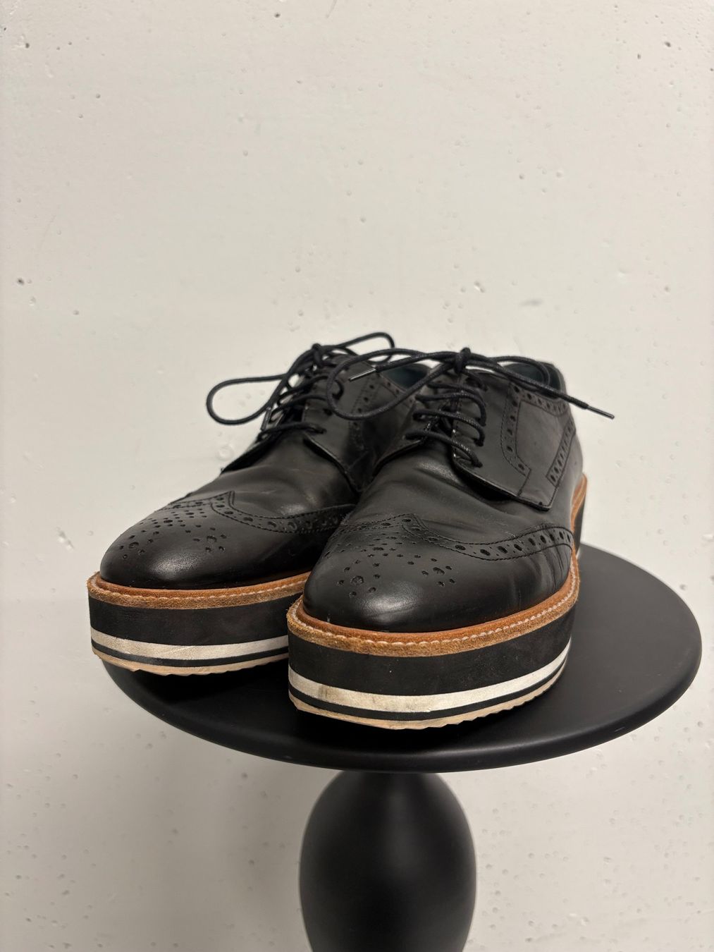 Navyboot Scarpe da donna: Navyboot Schwarze Schnürschuhe mit Plateausohle Gr. 40 Leder – Usato da Regensdorf venduto da secondchancefashion 1