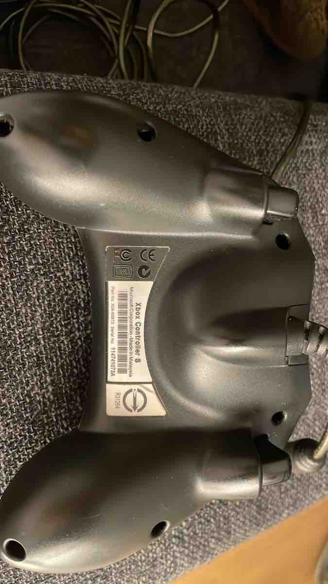Microsoft Controller: Microsoft Xbox Controller S schwarz Joystick – Usato da Zürich venduto da hig_59mf 2