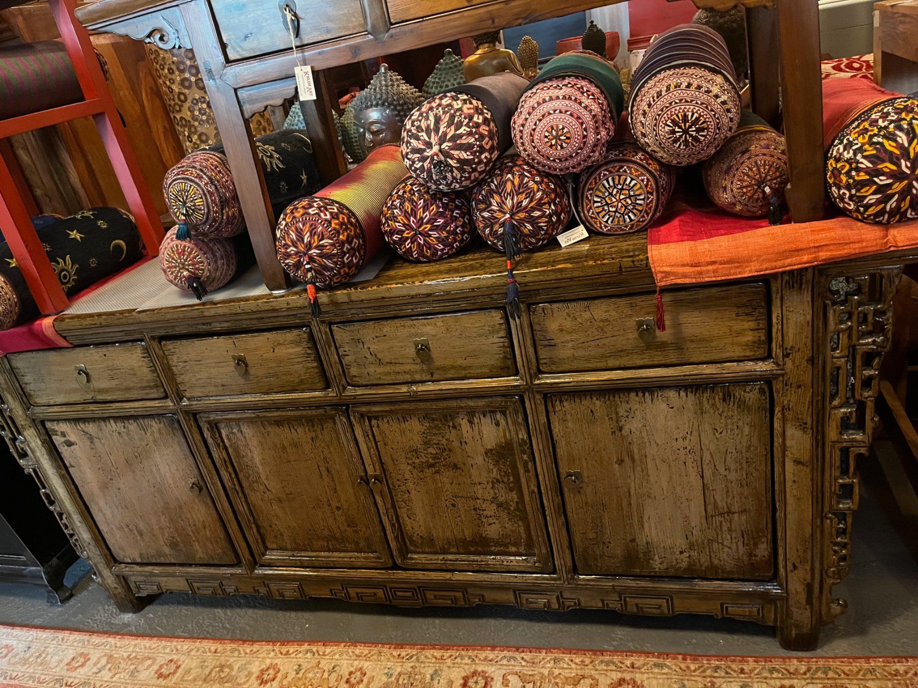 Cassettiere: Grosses Sideboard| LIQUIDATIONSVERKAUF – Nuovo (secondo la descrizione) da Zürich venduto da Hnikbay