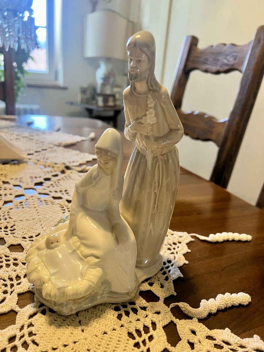 Statuette: Porzella e Figure – Usato da Mehlsecken venduto da Reymau