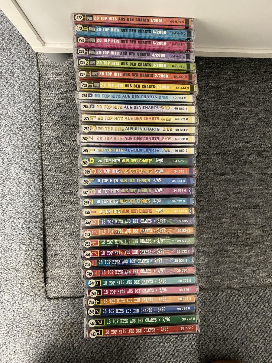 CDs: 31 CD Sampler, Top Hits Jahre 1996-2000 – Gebraucht aus Diessbach b. Büren von cowansville