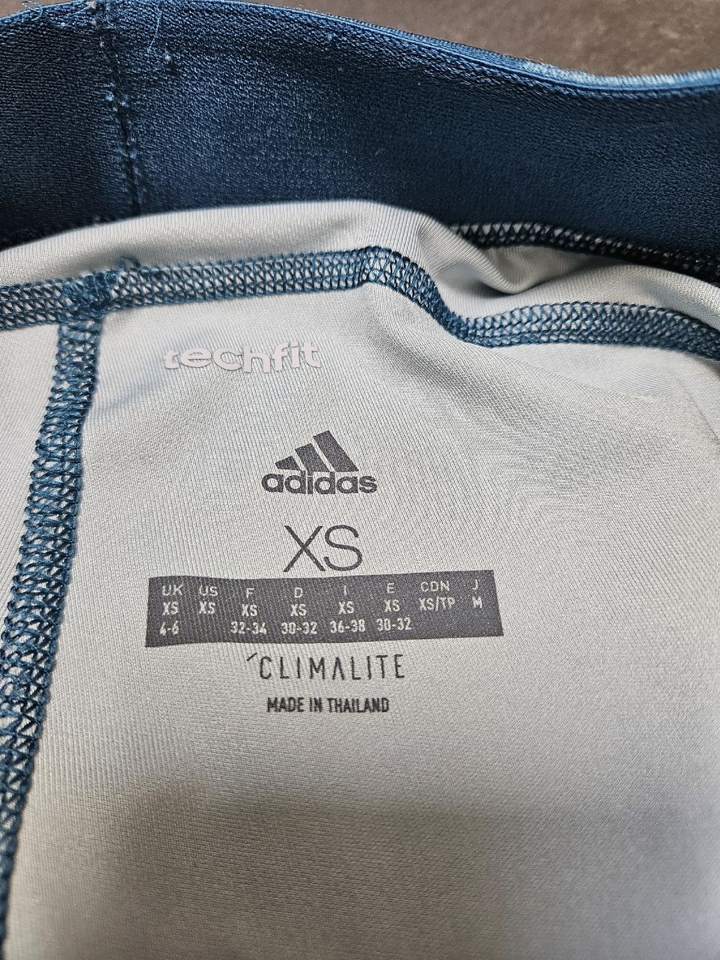 Adidas Calze & Collant: Leggins adidas – Usato da Bern venduto da Snowflake38 1