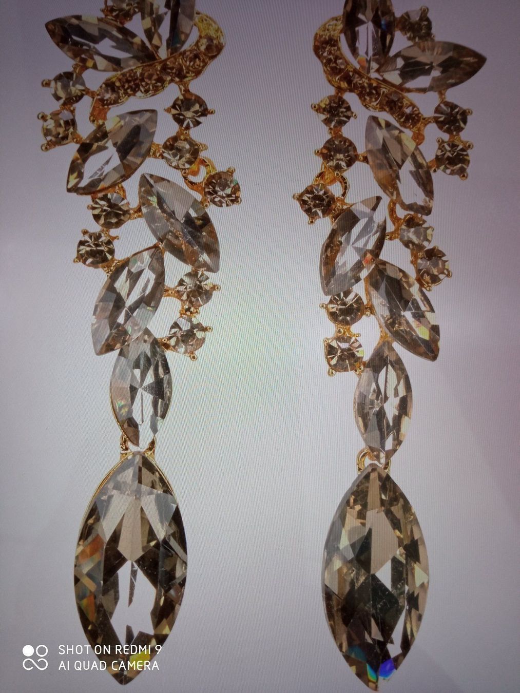 Orecchini pendenti & Orecchini a lobo: Ohrstecker "Glamour-Look" – Nuovo e nell'imballaggio originale da Wald ZH venduto da mlnt 3