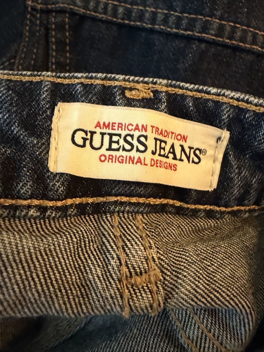 Guess Jeans: Wurde verschenkt (nicht mehr erhältlich🗣️) – Usato da Basel venduto da pau_w9yw 2