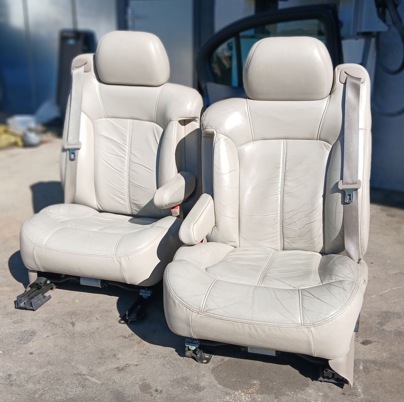 Chevrolet Alle Autoersatzteile: Sièges Chevrolet Tahoe 2000-2006 – Gebraucht aus la heutte von Auto-stock