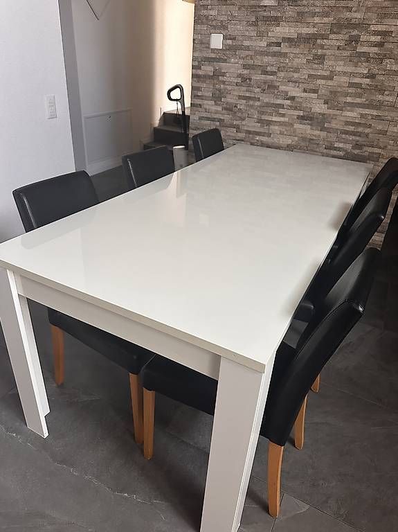 Tischset: RESERVIERT - Esstisch inklusive 6 Stühle – Gebraucht aus Walperswil von melissa.st 1