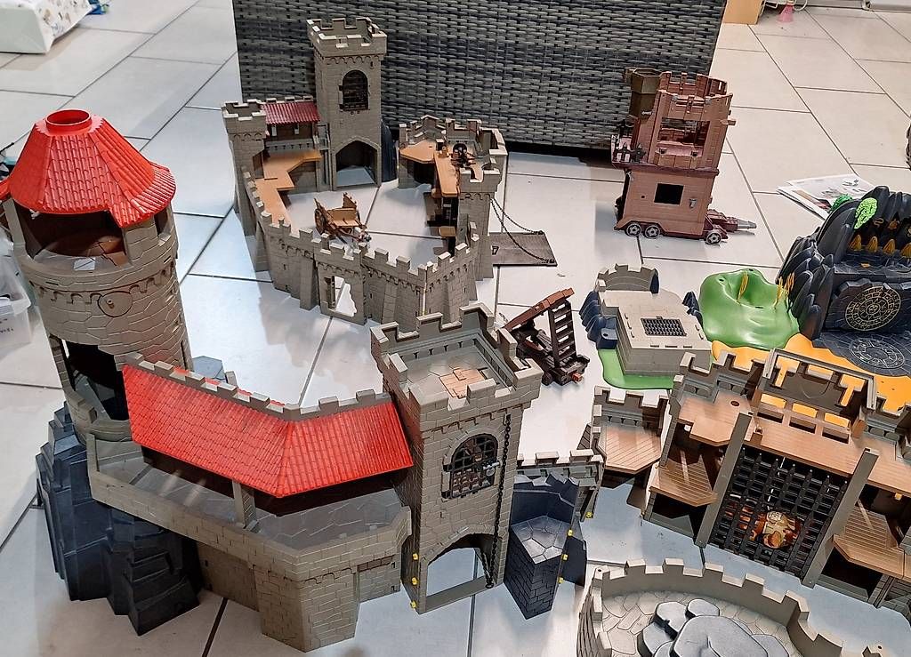Playmobil Giocattoli: Playmobil Ritterburg Ritter – Usato da Würenlingen venduto da Rgringo 4