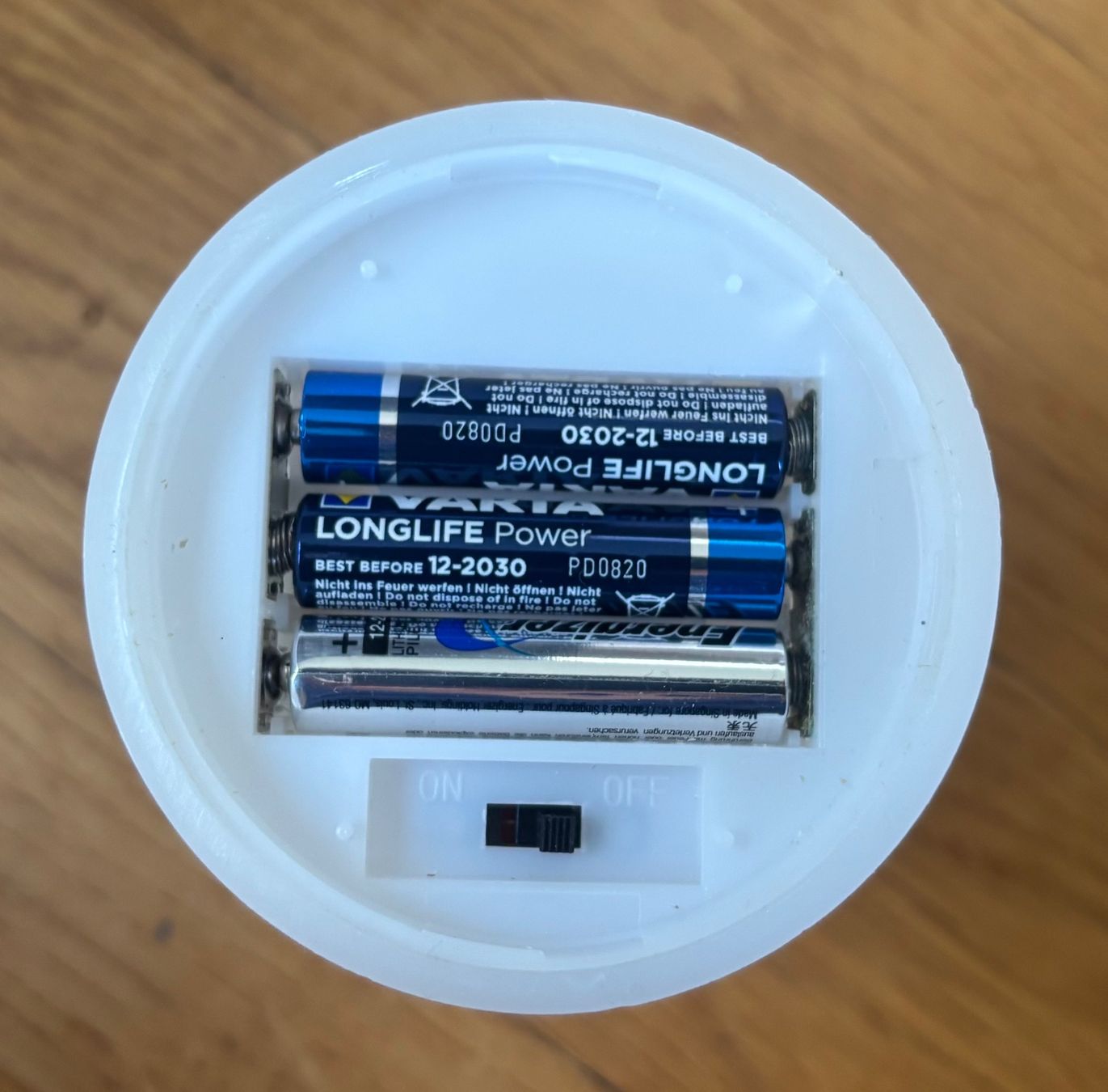 Candele: Lot de 3 bougies LED, télécommande incluse – Usato da Lausanne venduto da So5152 9