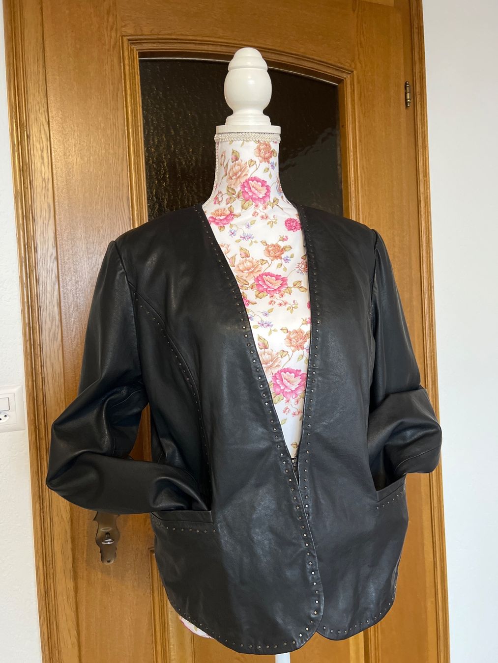 Nile Giacche: Nile Damen- Lederjacke – Nuovo (secondo la descrizione) da Chur venduto da van_hnc6 3