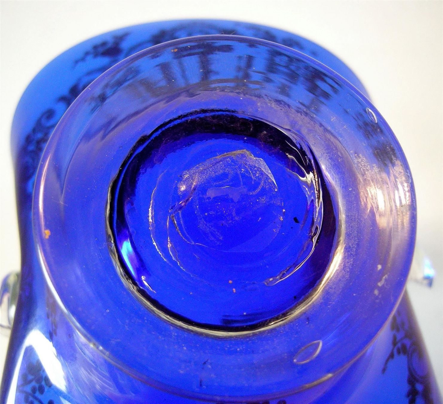 Murano Bicchieri: KORB AUS GLAS MIT FEINER EMAILMALEREI. – Usato da Grandcour venduto da Flowerstyle 7