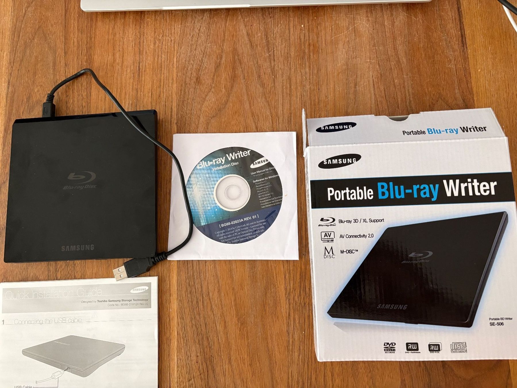 Alle DVDs: Portable Blu-ray Writer Samsung – Gebraucht aus Wettingen von 194073riner 1