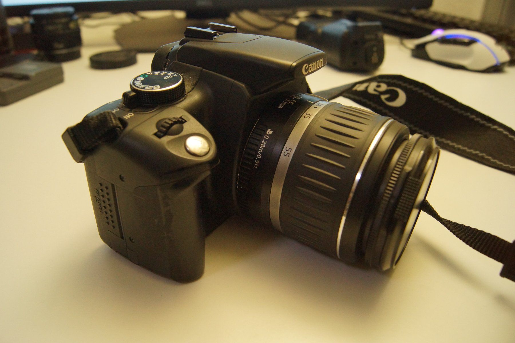 Canon Fotocamera: Canon EOS 350D Mit 4 Objektiven, 2 CF Karten, 2 Akku & Blitz – Usato da Utzenstorf venduto da BrigitteB04 3