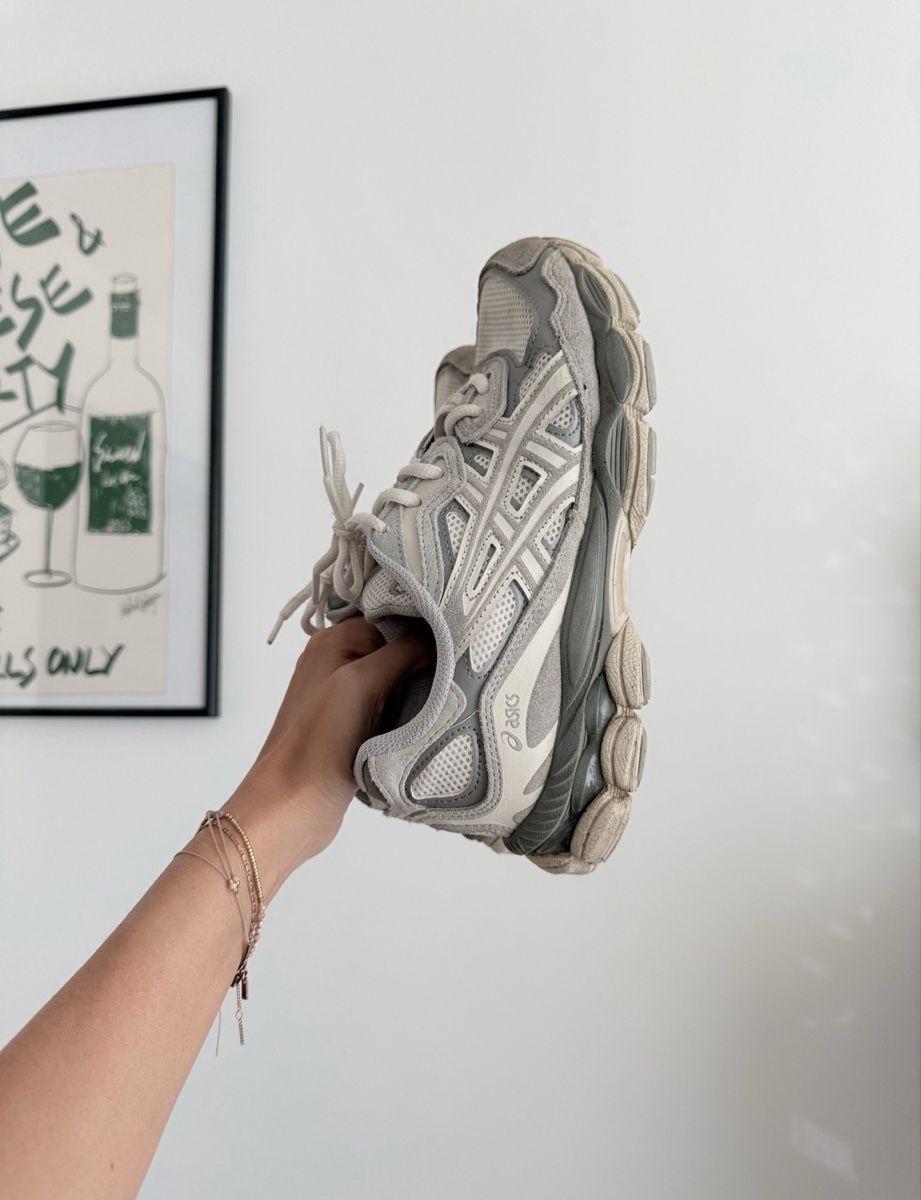 Asics Chaussures hommes: ASICS Sneaker – D'occasion à Dietikon par turicum_77 1