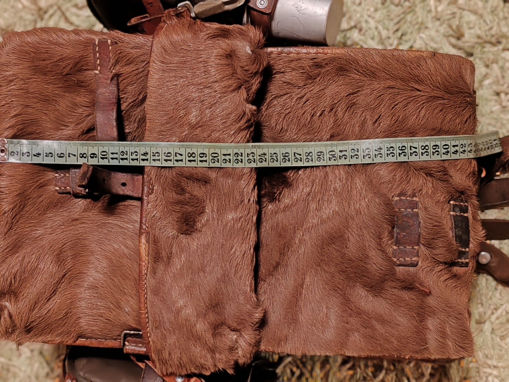 Schweizer Armee Zaini: Rucksack Leder Fell mit Bechern Ed. Dunke Melide 1942 – Usato da Wila venduto da neu_s8qs 6