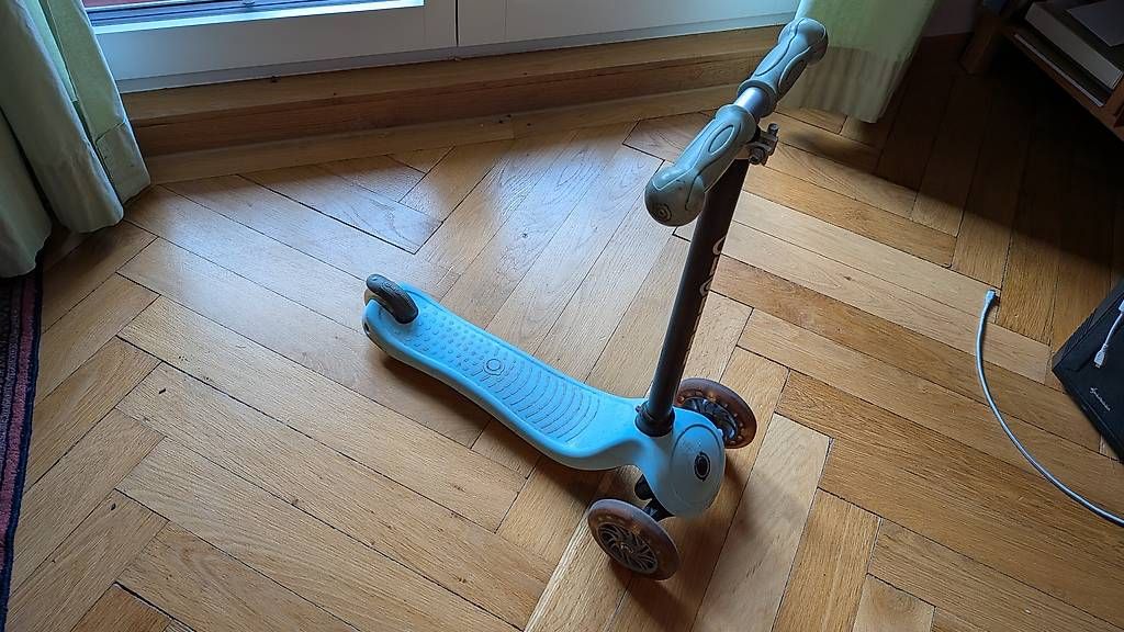Globber Véhicules pour enfants: Globber Go Up Sporty 3in1 Roller Lights – D'occasion à Bern par rem_5c6c 3