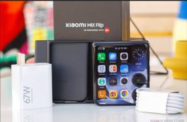 Xiaomi Mix Flip Global Edition
