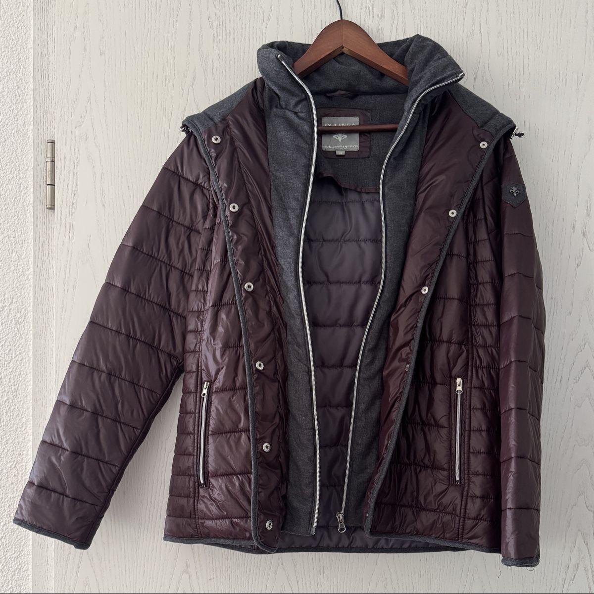 Giacche: Jacke mit Kapuze, Grösse 38, top Zustand  – Usato da Windisch venduto da Anja13 1
