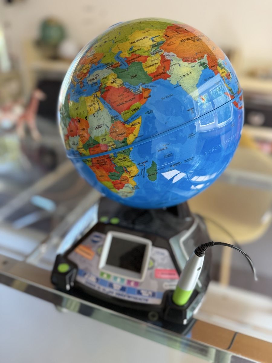 Altro in Decorazioni & Accessori: Globe terrestre Vtech – Usato da Péry venduto da peaudane 1
