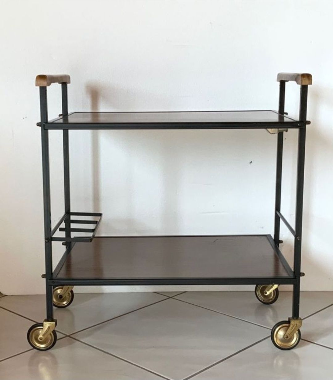 Carrelli di servizio: Vintage Bar Cart / Drinks Trolley – Usato da Villaz-St-Pierre venduto da Schneq89 2