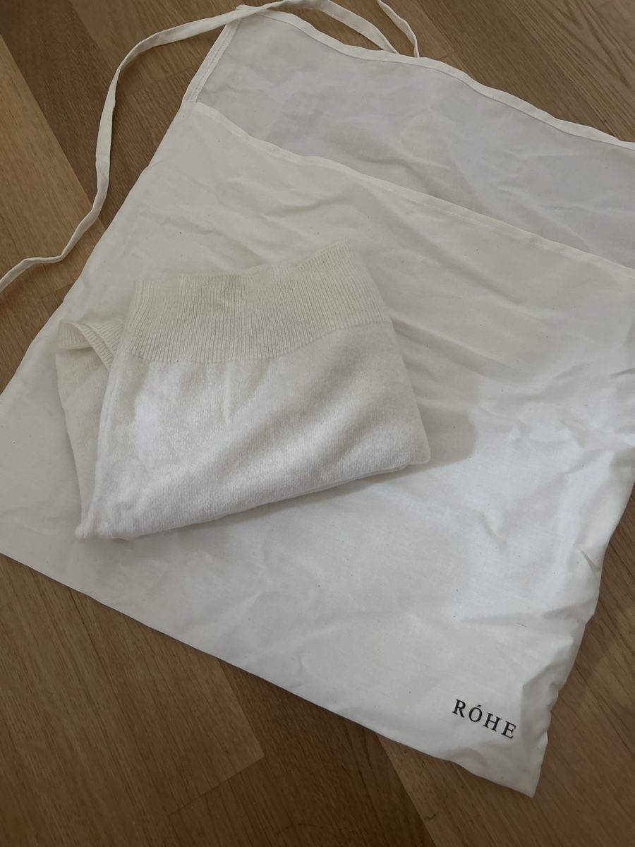Tops: NEU Rohé Turtleneck top – Neu und originalverpackt aus zürich von gettingridofstuff 2