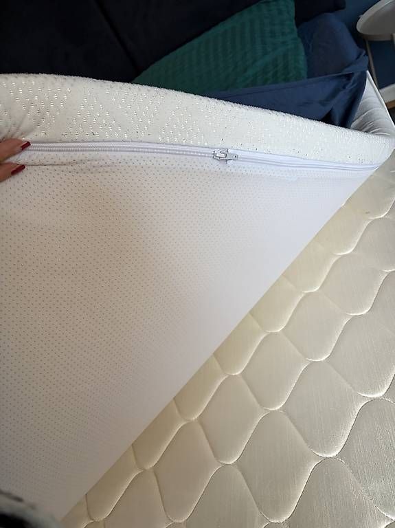 Betten: Boxspringbett 180x200 ohne Matratzen – Gebraucht aus Kriens von piccante_maxi 3