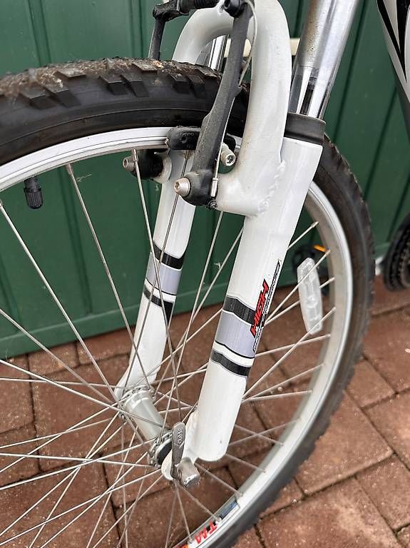 Leopard Biciclette: Mountain Bike 26 Zoll Leopard – Usato da Wenslingen venduto da mimmi03 1